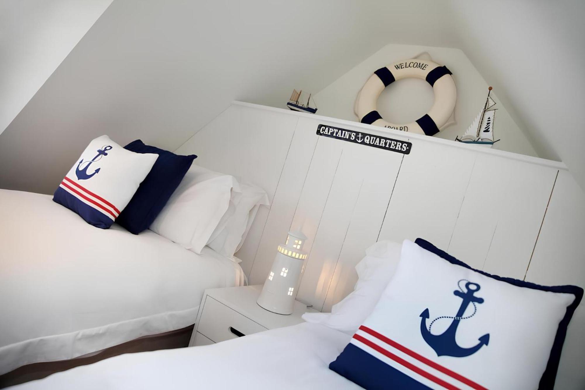 Tucked Away, Beach Access Sleeps 4 The Mumbles Esterno foto